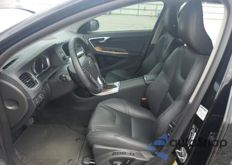 2016 Volvo S60 Premier из США, поврежденный, VIN LYV402FK9GB113481